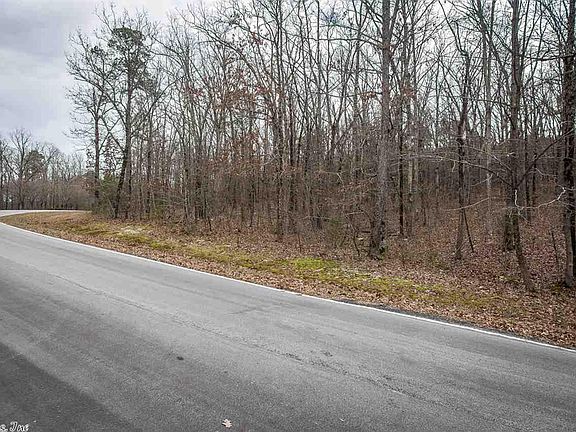 5th image of Lazy Oaks Ln
