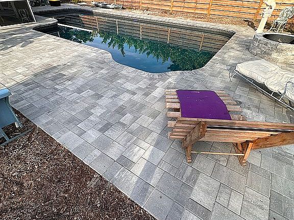 5th image of 2187 Sunnyside Ln