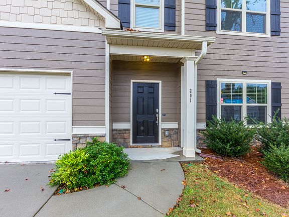 4th image of 201 Candlewood Dr