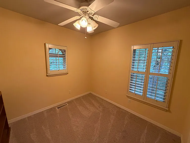 3121 N Tartan Way — Photo 13