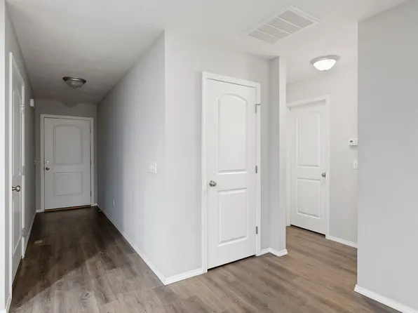 1904 S Bryson Cir, Springfield, MO 65807