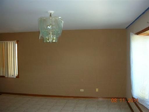 3rd image of 7254 S Central Park Ave