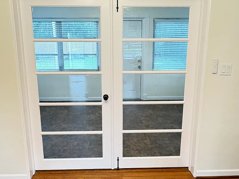 3243 N Orange Ave — Photo 13