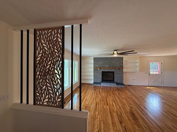 5th image of 244 James Stafford Rd