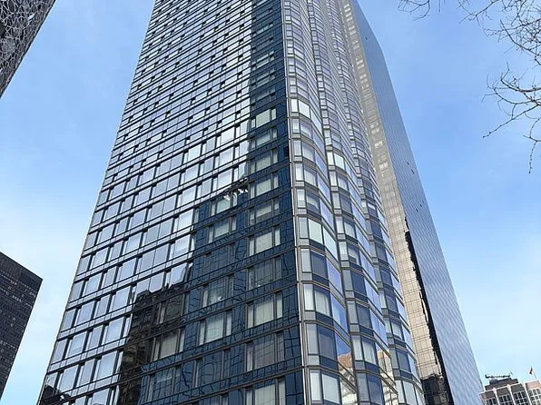 50 United Nations Plz APT 6A, New York, NY 10017