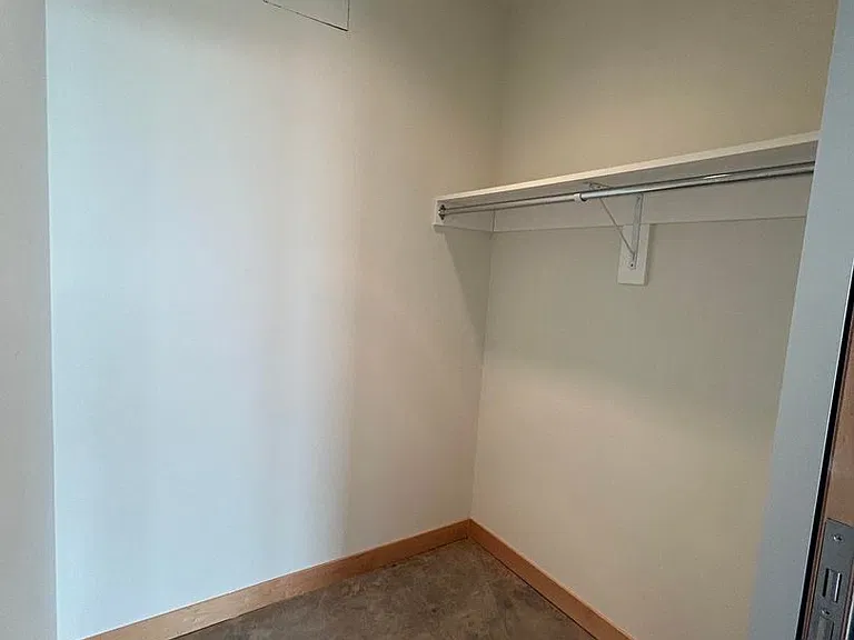 221 E College St #1207 — Photo 16