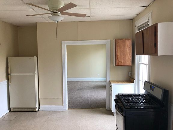 2nd image of 14 McElwain Ave APT 4