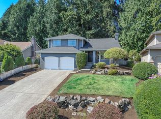 2463 NE 183rd Ct, Seattle, WA 98155