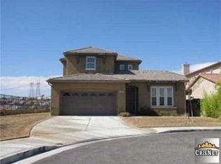 19761 Paige Pl, Saugus, CA 91350