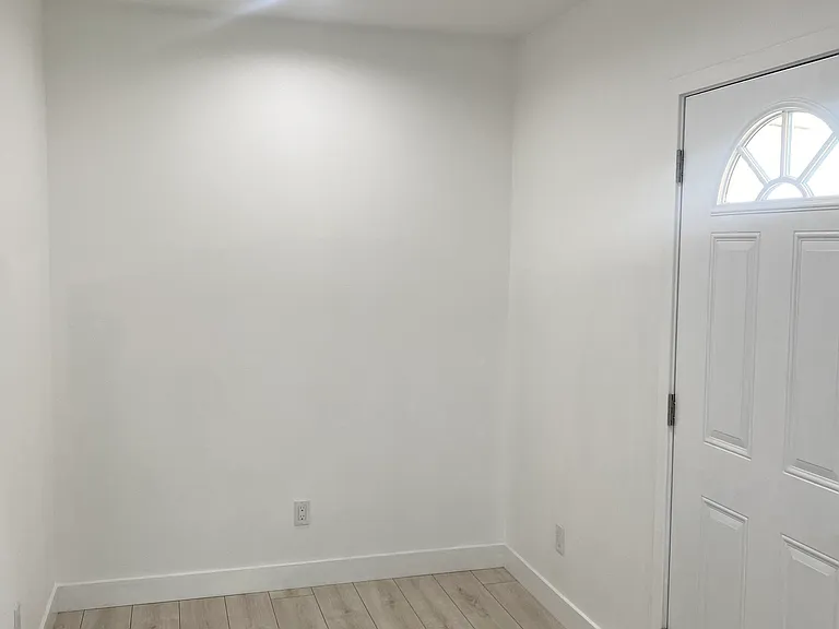 8123 Long Beach Blvd #3 — Photo 4