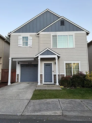 4332 SW 183rd Ter Photo 1