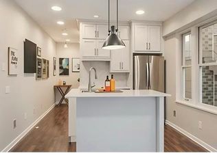 6709 S Carpenter St #2F, Chicago, IL 60621
