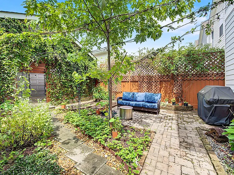 4808A Michigan Ave — Photo 48