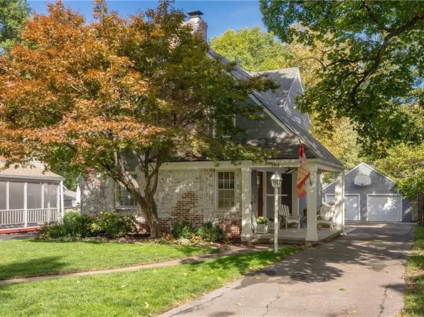 1116 W 77th St, Kansas City, MO 64114