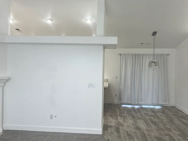 3956 Meadow Oak Way — Photo 8