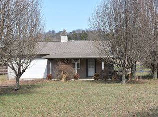 2330 Peach Orchard Rd, Lewisburg, KY 42256