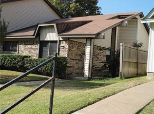 4909 Rollingwood Ct, Garland, TX 75043