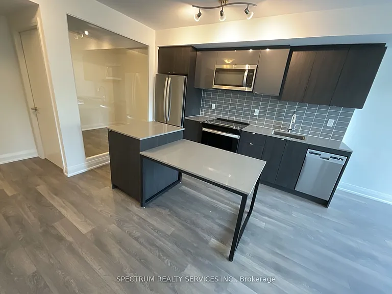 1461 Lawrence Ave W #306 — Photo 5