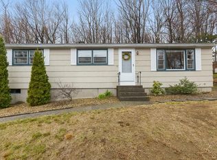52 Wendell Rd, Fitchburg, MA 01420