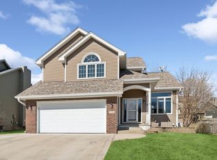 4839 Waterford Dr, West Des Moines, IA 50265