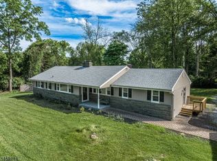 75 Bissell Rd, Lebanon, NJ 08833