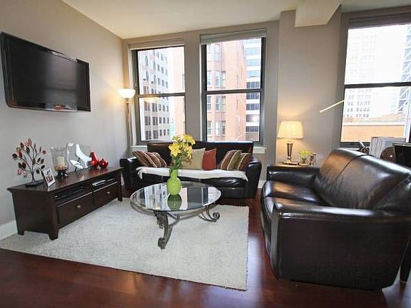 2nd image of 314 N Broadway APT 1102