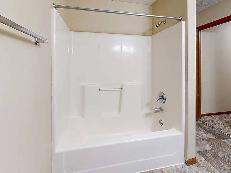 Pine Lake Heights Apartments — Photo 74