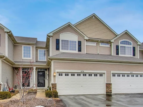 676 S Jade Ln #676, Round Lake, IL 60073