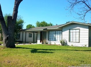 203 Loy Dr, San Antonio, TX 78228