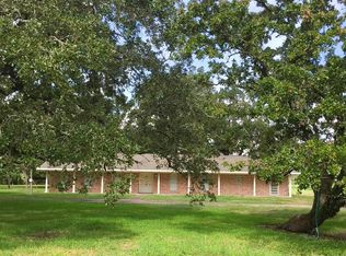 38 Fm 1696 Rd W, Huntsville, TX 77320