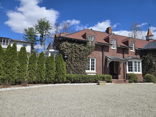 96 Columbia Rd #1, Morristown, NJ 07960