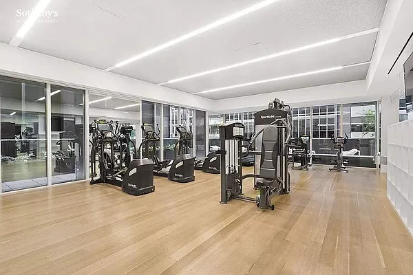 Rented by Sotheby's International Realty | media 20