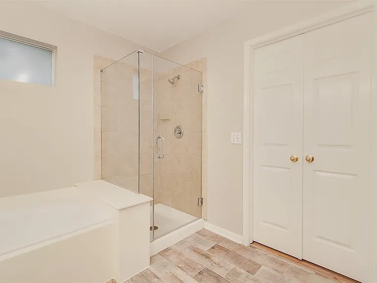 3026 Silver Spring Trl — Photo 27