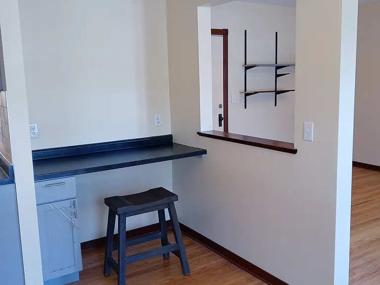 2733 Girard Ave S #303 — Photo 13