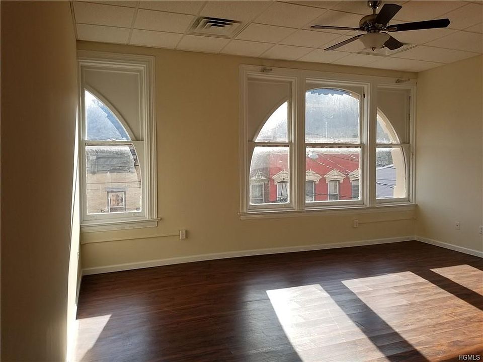 1st image of 1 Broadway #2