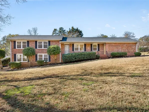 213 Nottingham Way, Anderson, SC 29621