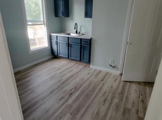 160 N 6th St APT C, Elkhart, IN 46516