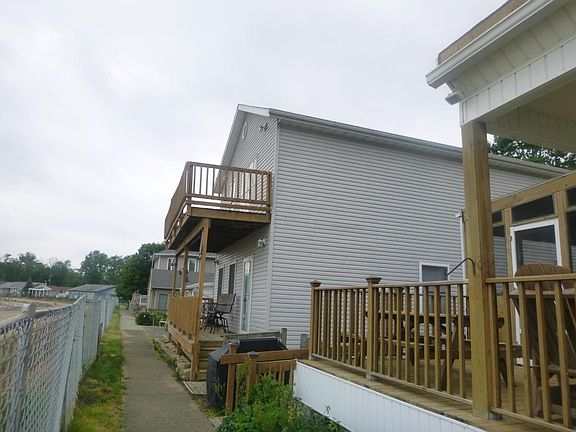 4th image of 3205 Shepard Ave NE