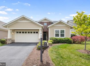 222 Grebe Dr, Lake Frederick, VA 22630