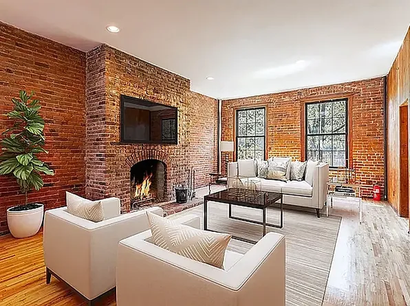 9 Saint Marks Pl APT 1, New York, NY 10003