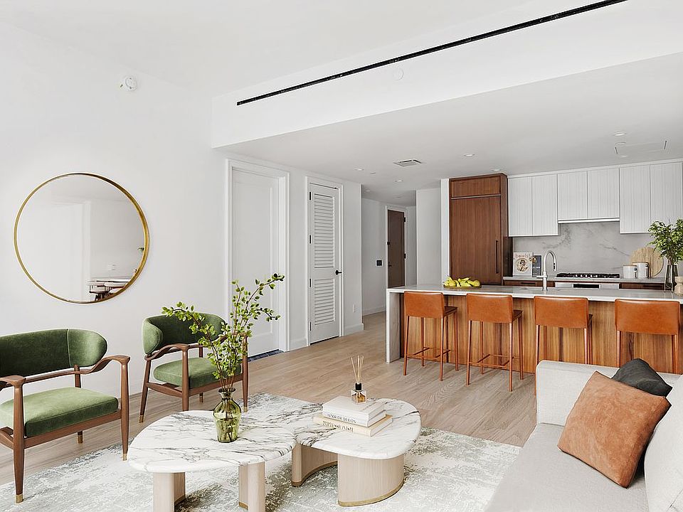 1st image of 150 Barrow St #2D