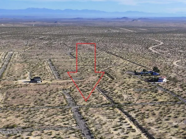 27601 Clarence St, California City, CA 93505