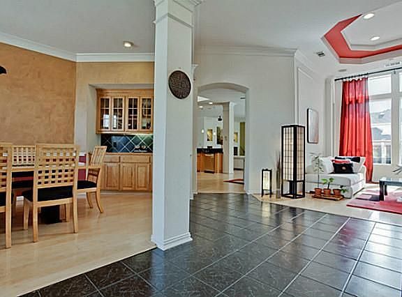 4th image of 2516 Mitchell Dr