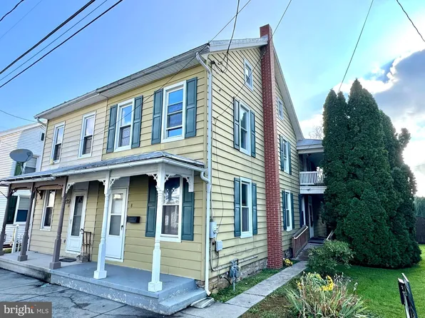 8 N Race St, Richland, PA 17087