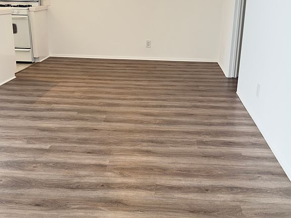 4th image of 1433 Armacost Ave APT 7