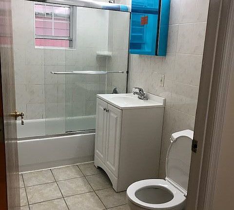 5th image of 5232 83rd St APT 1A