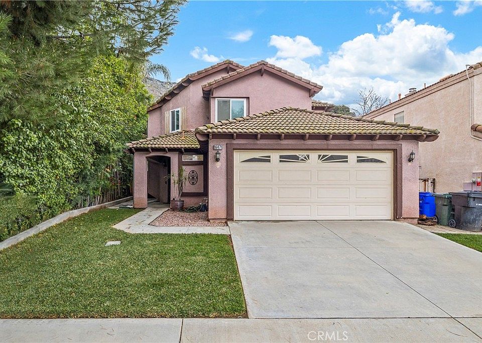 1st image of 16471 Goldentree Ave