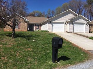 135 Meadow Green Ct, Amherst, VA 24521