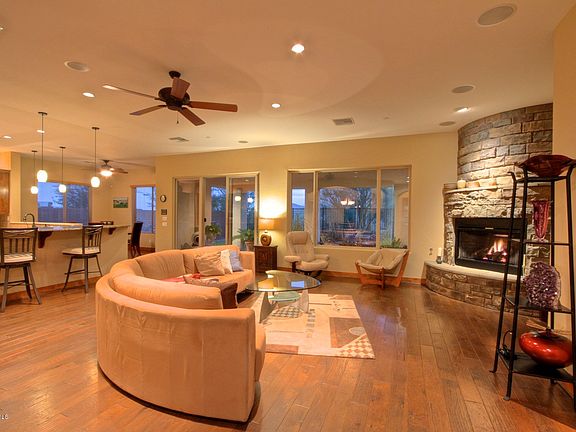 3rd image of 5244 E Barwick Dr