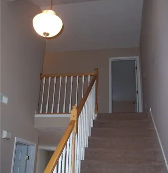 60 Oak Park Rd — Photo 2